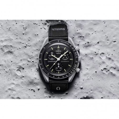 Swatch x Omega Mission To The Moon Bioceramic SO33M100